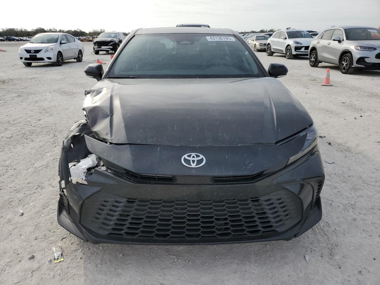 2025 TOYOTA CAMRY XSE - Image 5