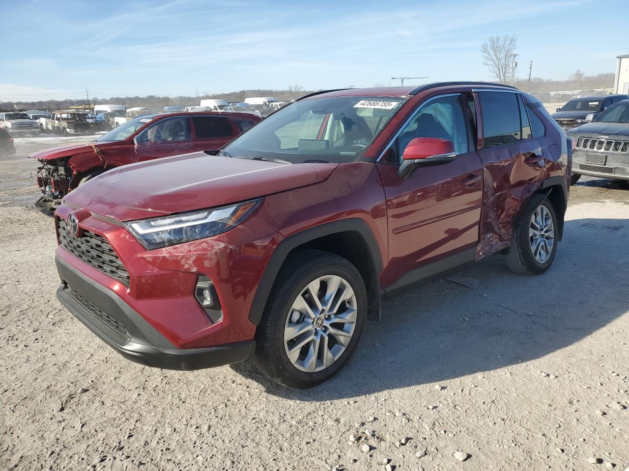 2024 TOYOTA RAV4 XLE P