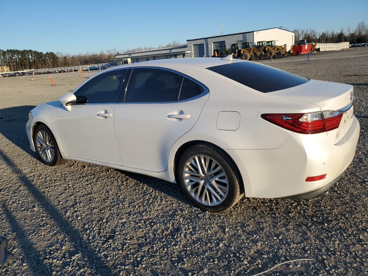 2014 LEXUS ES 350 - Image 2