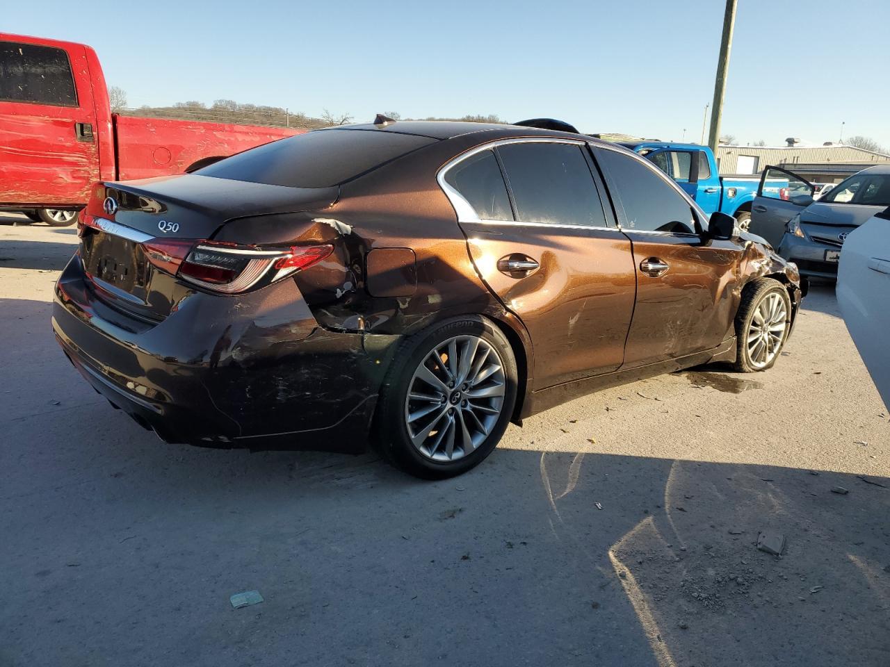 2019 INFINITI Q50 LUXE - Фото 3