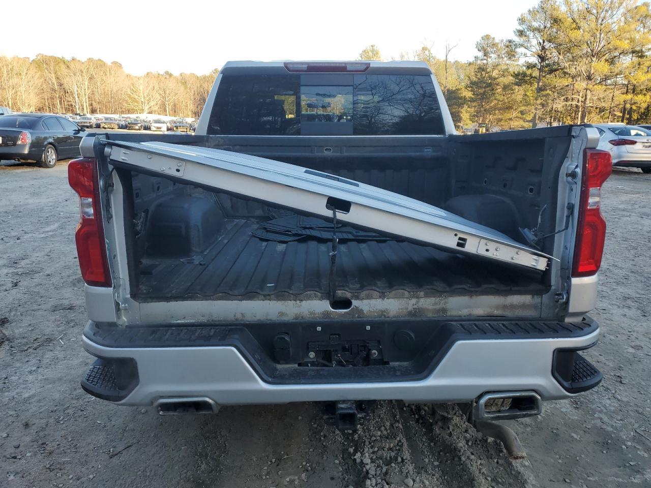 2019 CHEVROLET SILVERADO - Image 6