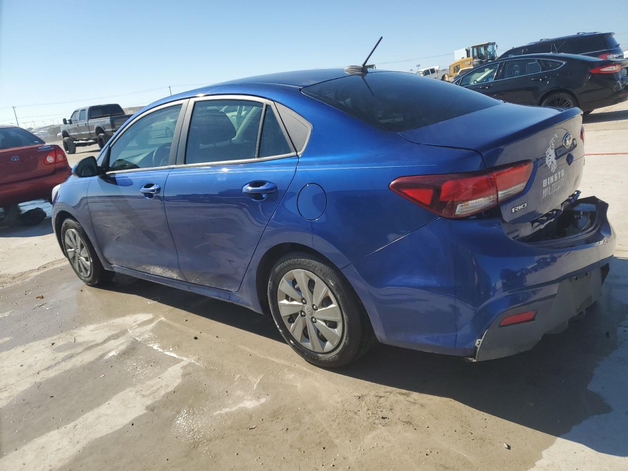 2020 KIA RIO LX - Фото 2
