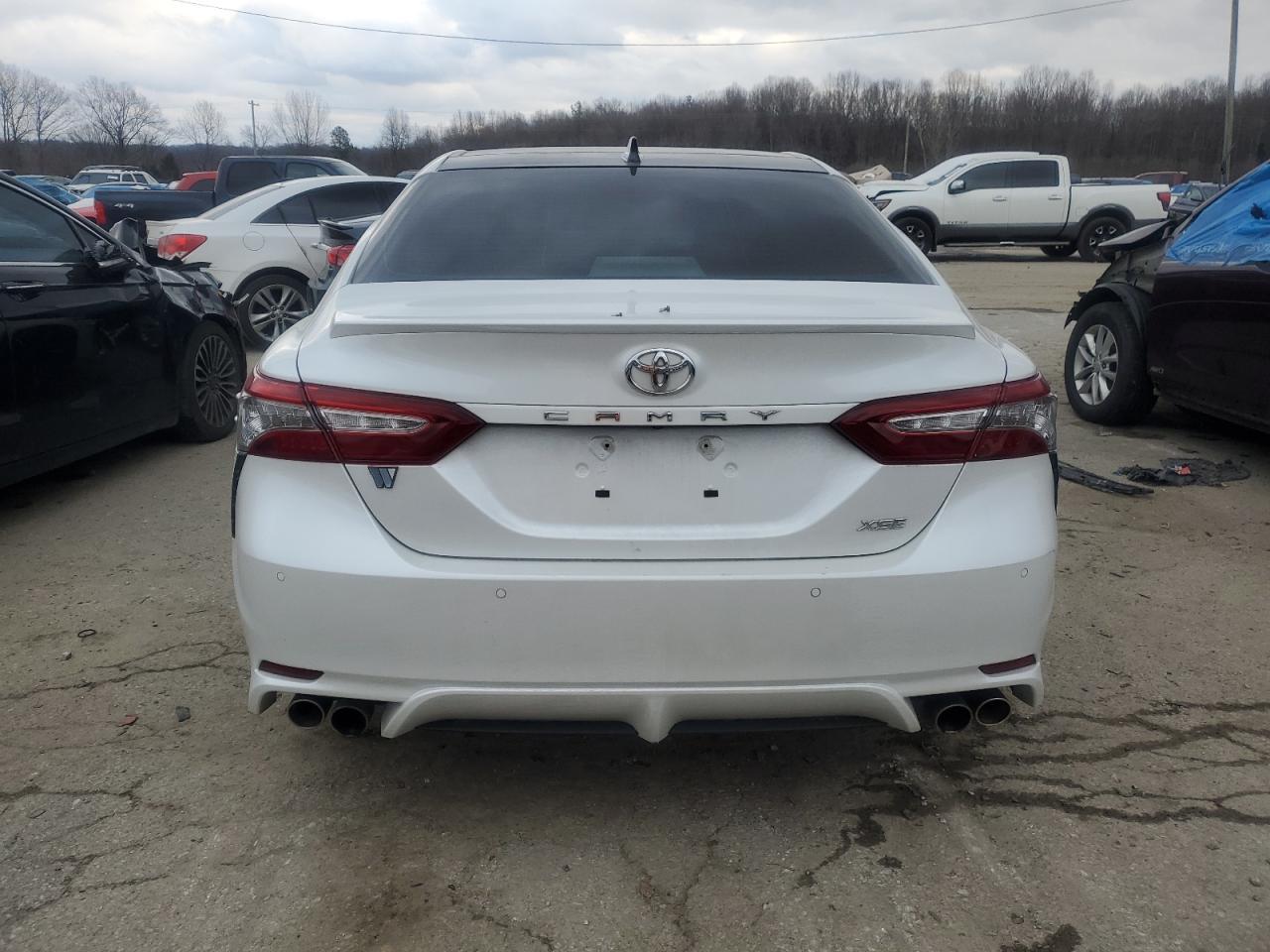 2018 TOYOTA CAMRY XSE - Фото 6