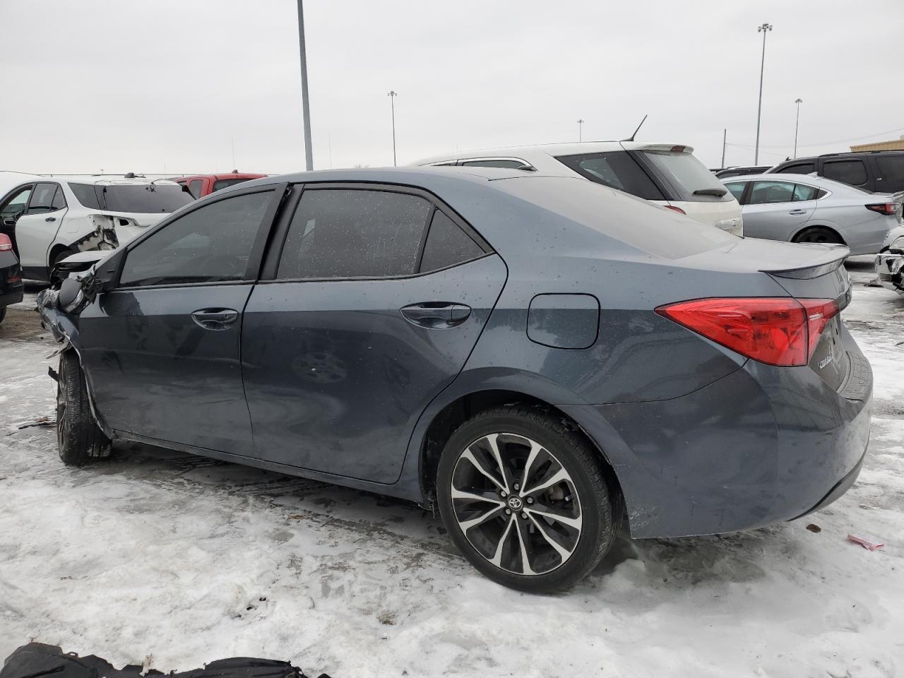 2018 TOYOTA COROLLA L - Фото 2
