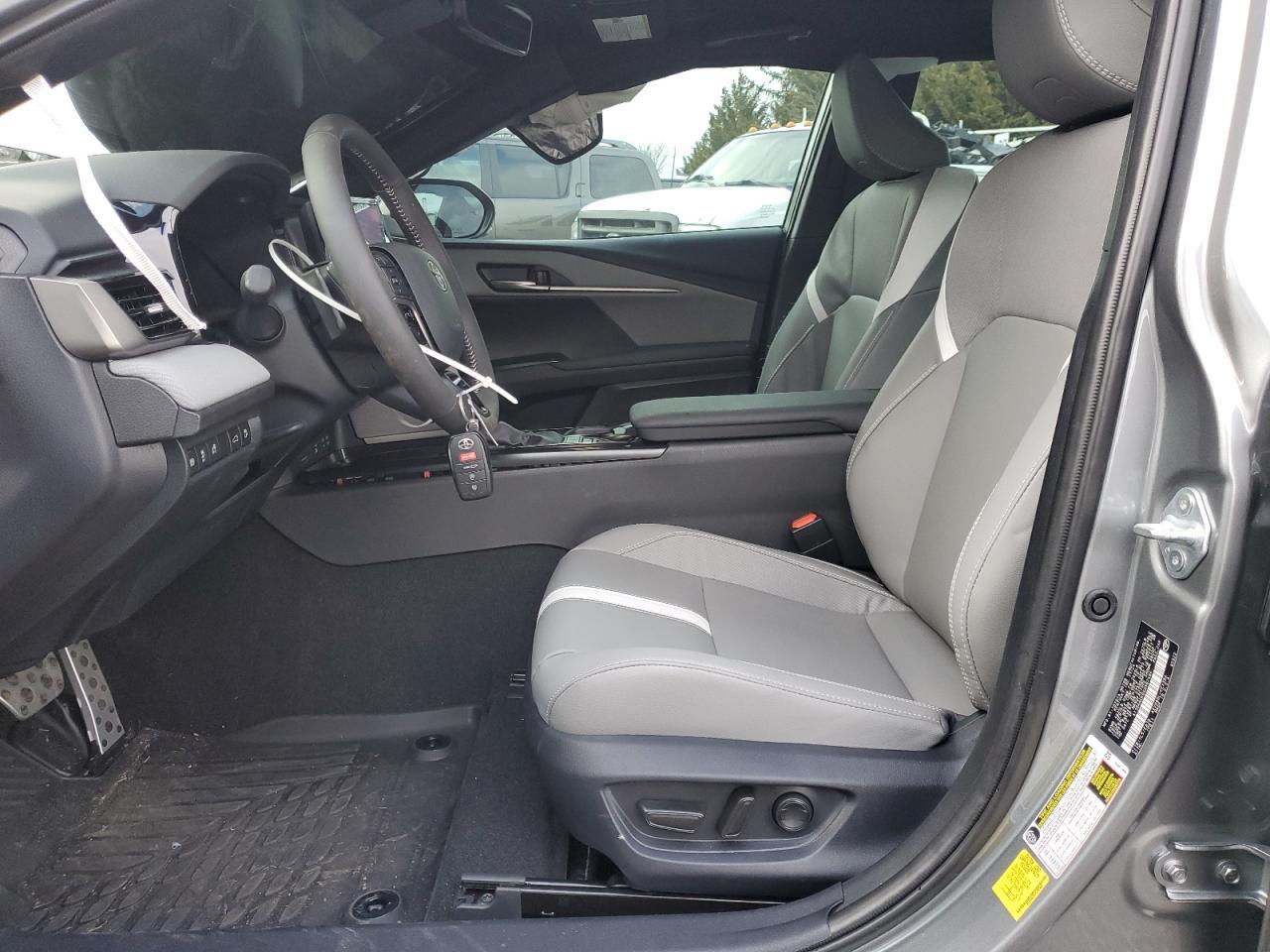 2025 TOYOTA CAMRY XSE - Фото 7
