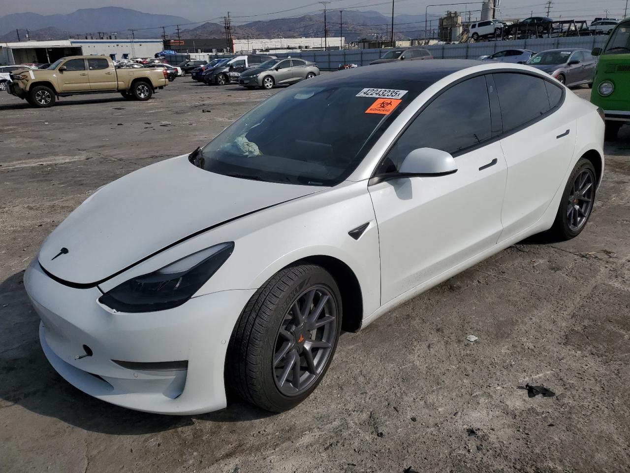 2022 TESLA MODEL 3