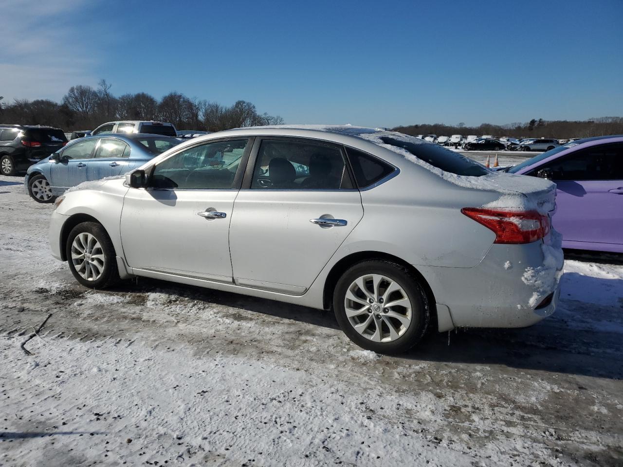 2018 NISSAN SENTRA S - Фото 2