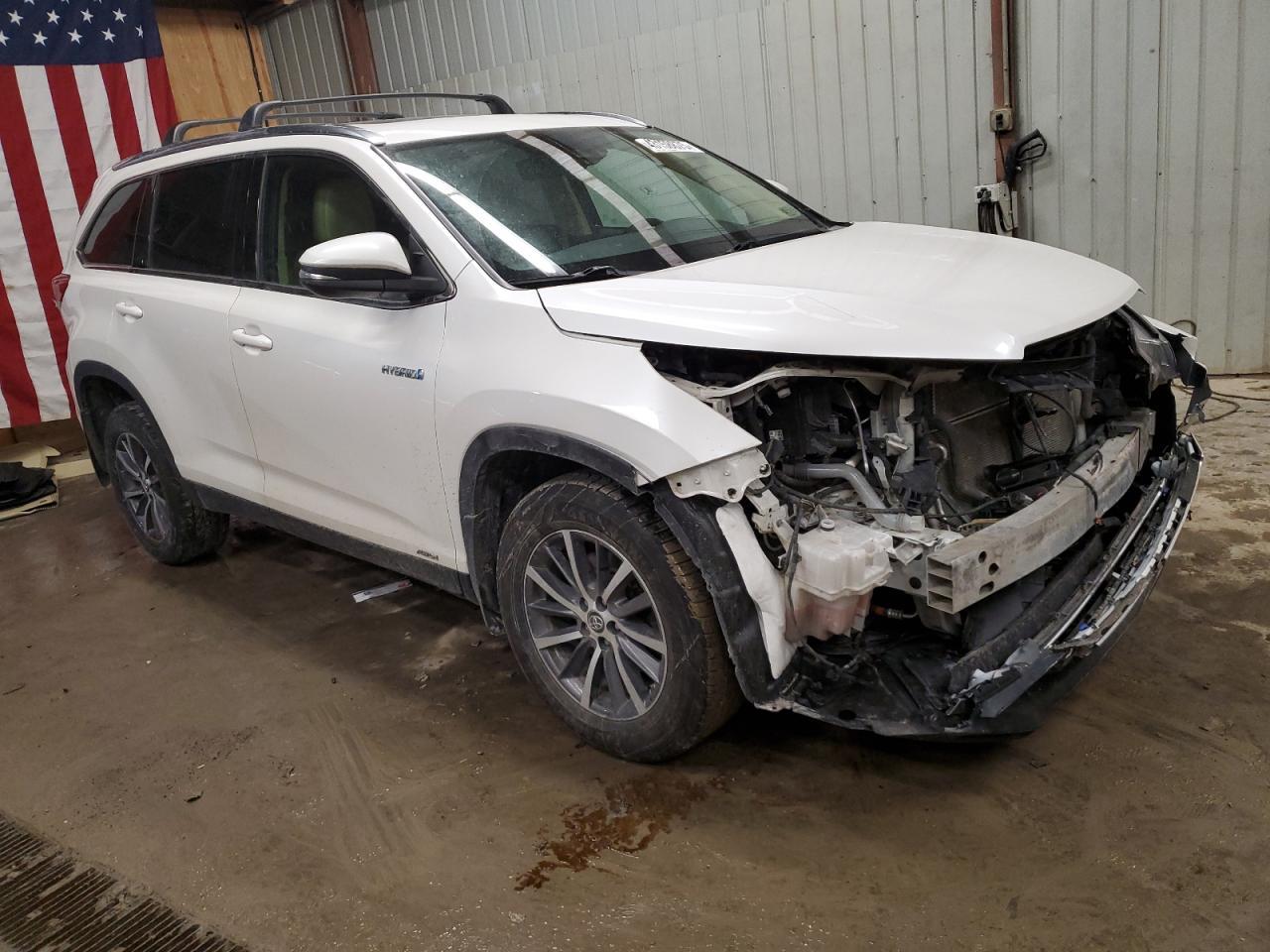 2019 TOYOTA HIGHLANDER - Фото 4