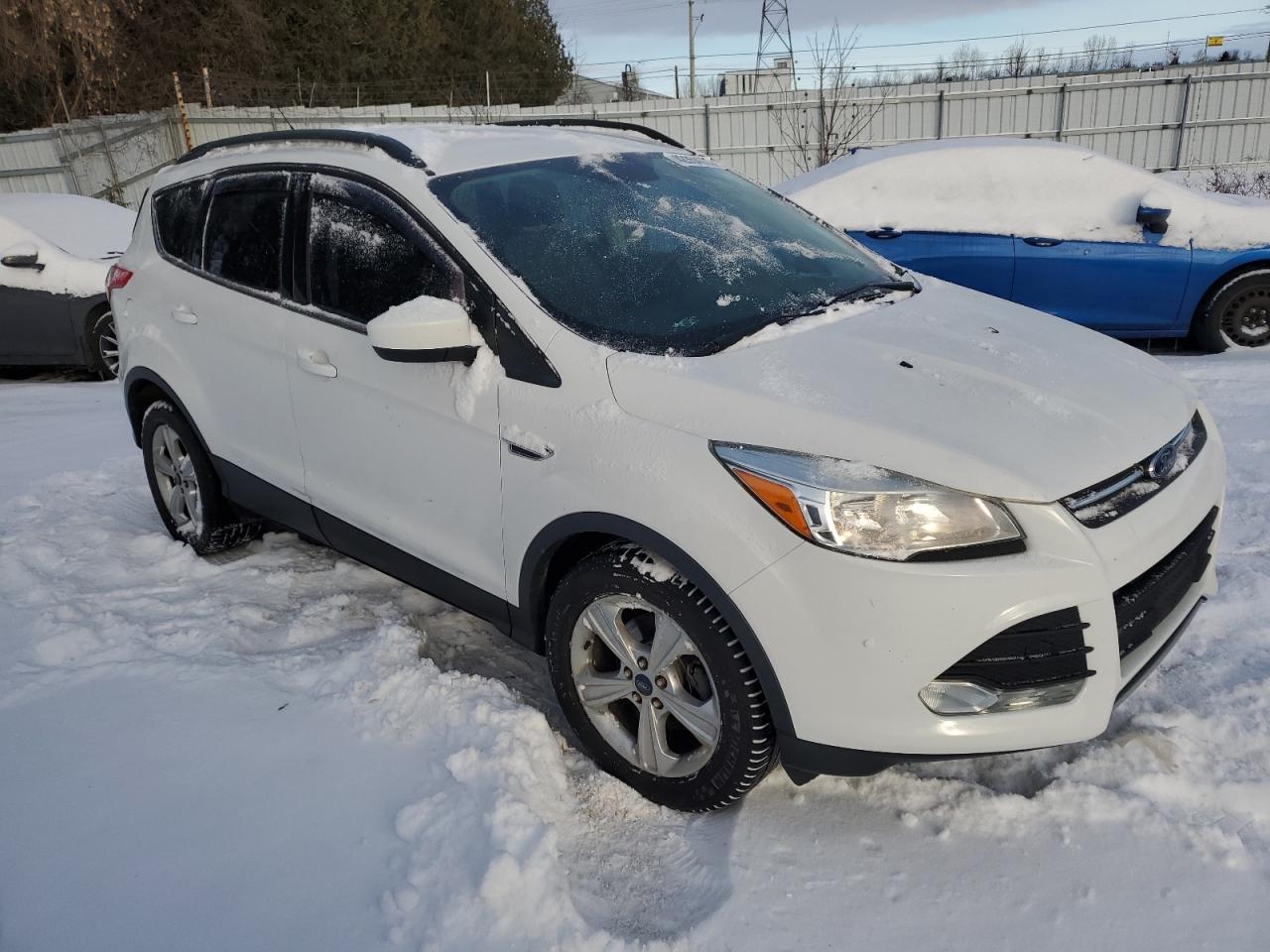 2015 FORD ESCAPE SE - Image 4