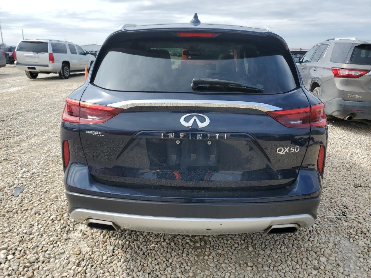2019 INFINITI QX50 ESSEN - Image 6