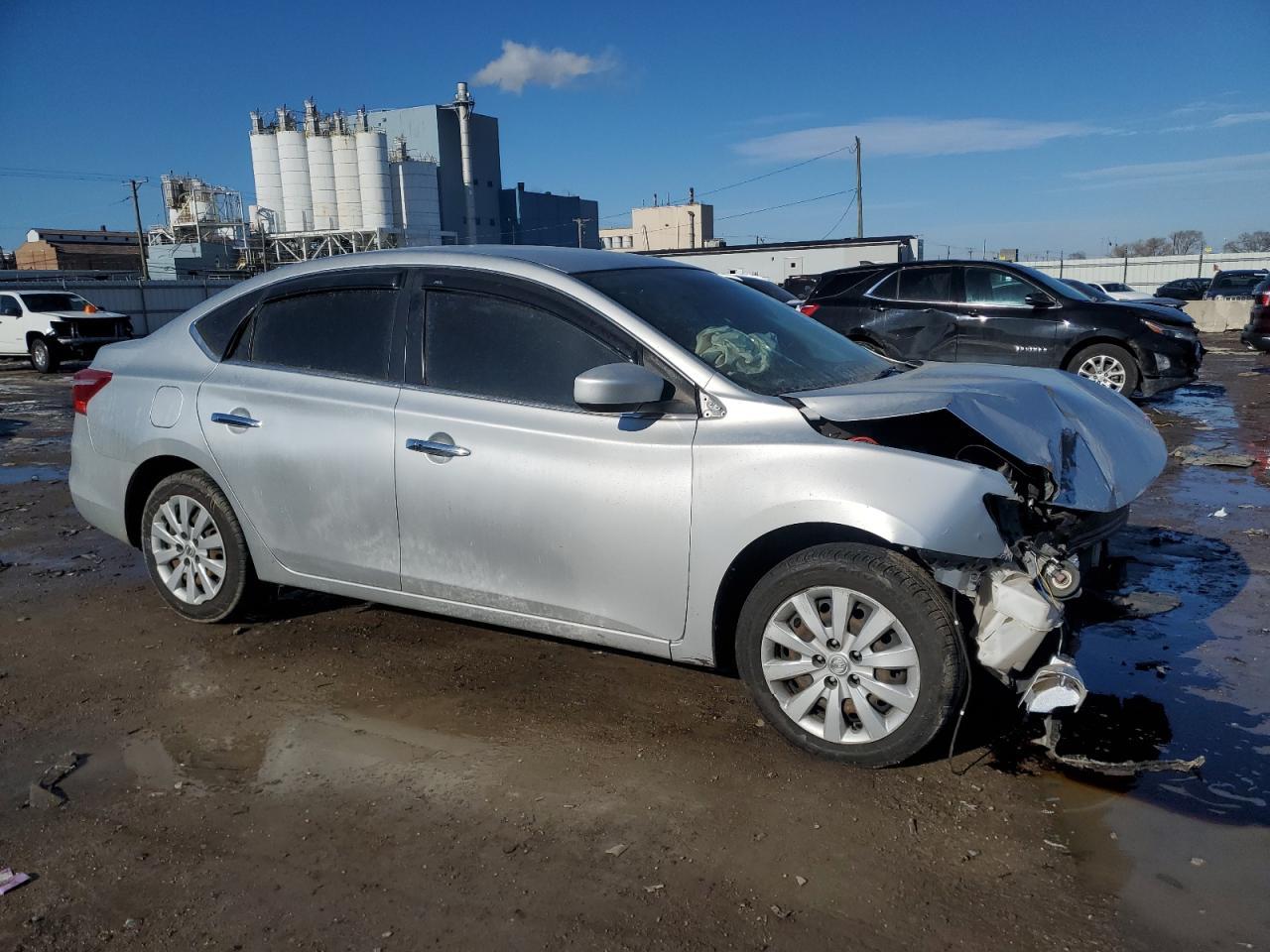 2017 NISSAN SENTRA S - Фото 4