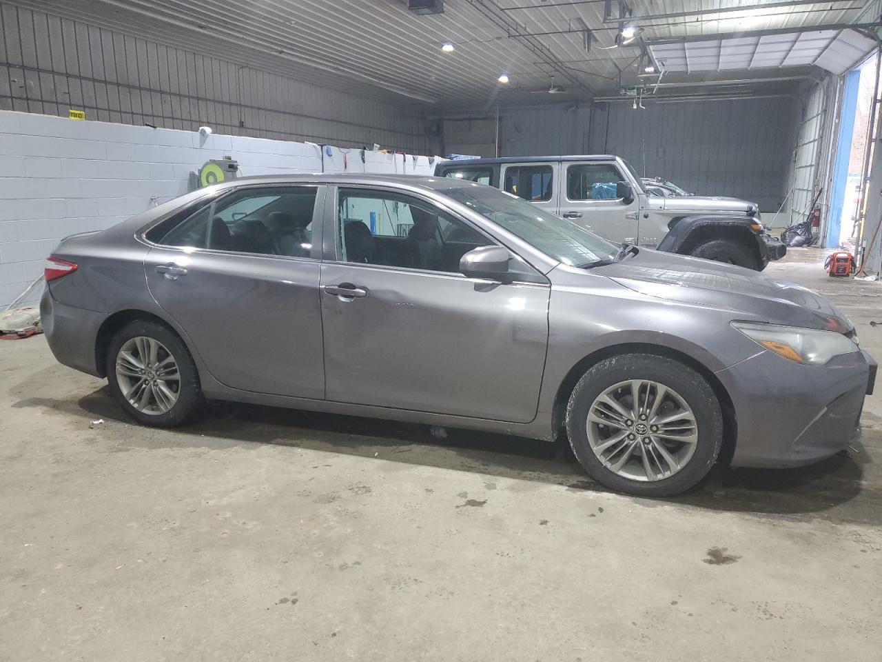 2015 TOYOTA CAMRY LE - Фото 4