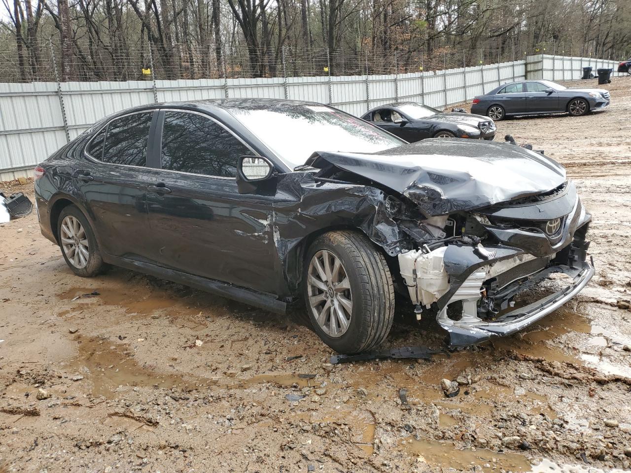 2018 TOYOTA CAMRY L - Image 4