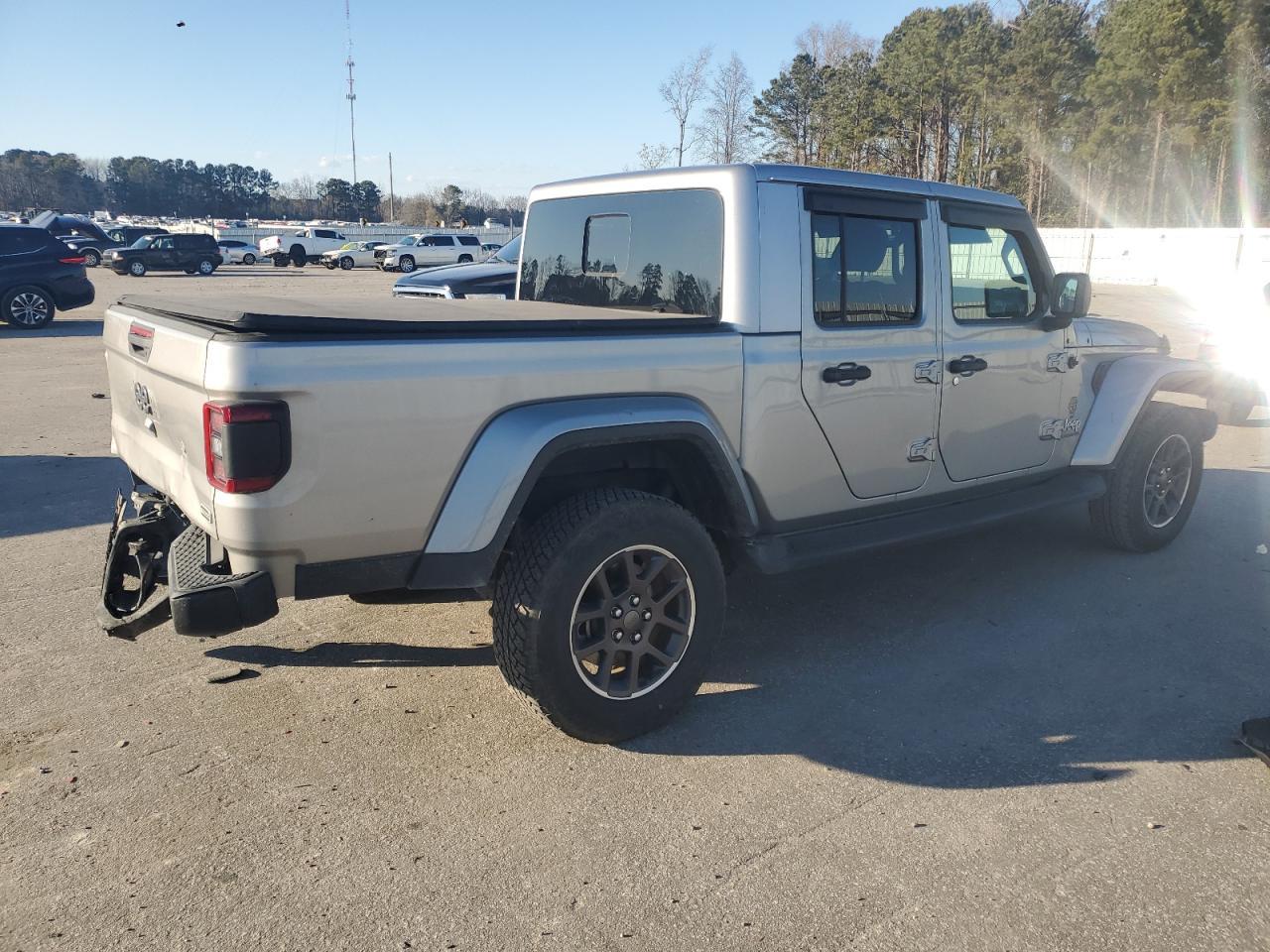 2021 JEEP GLADIATOR - Фото 3