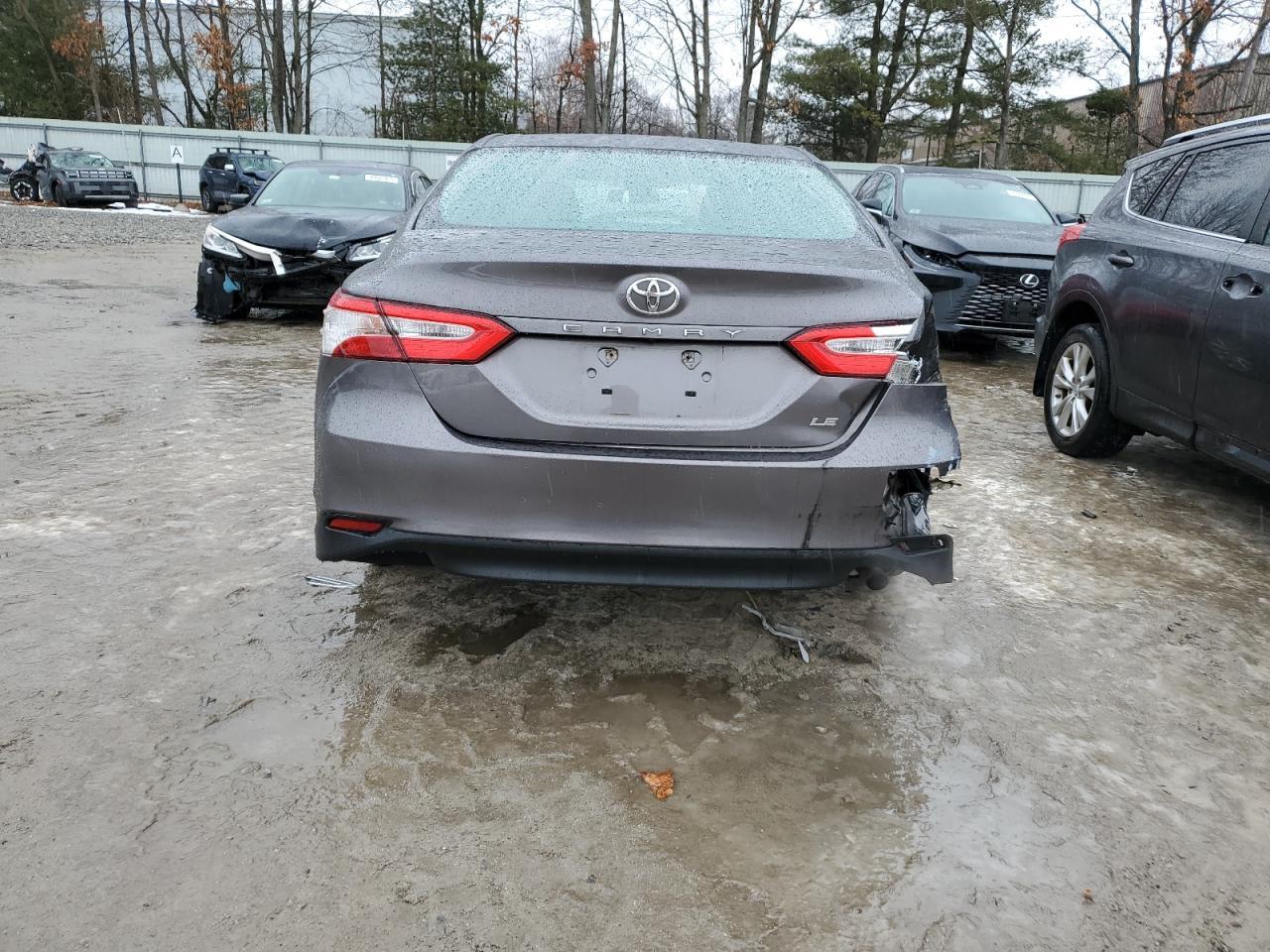 2018 TOYOTA CAMRY L - Image 6