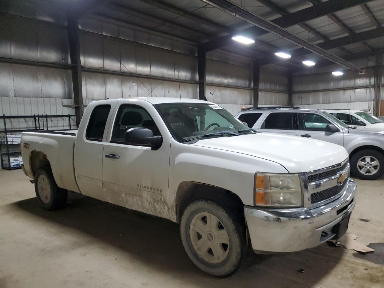 2013 CHEVROLET SILVERADO - Фото 4