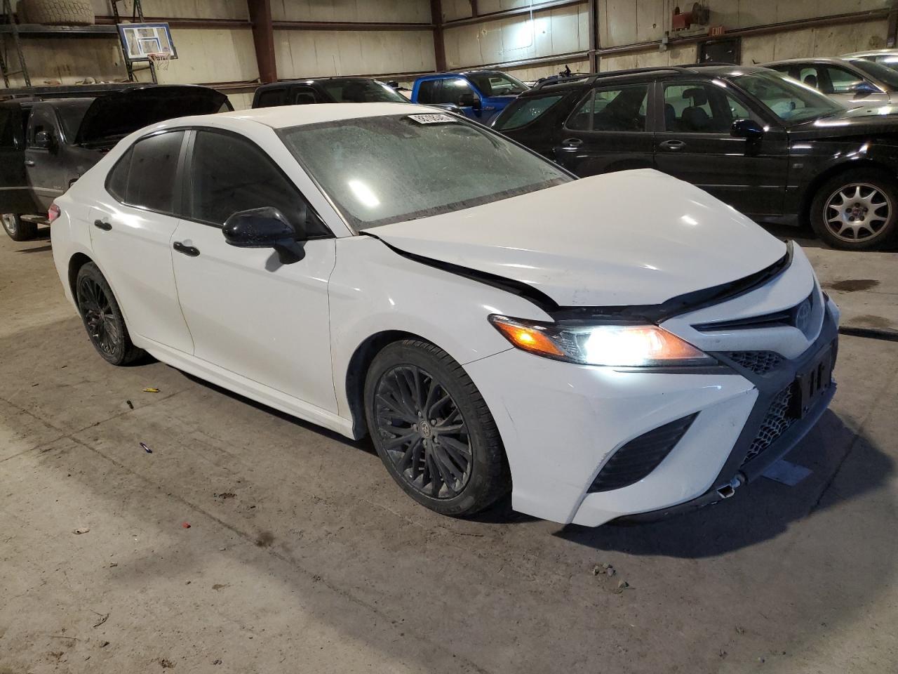 2020 TOYOTA CAMRY SE - Image 4