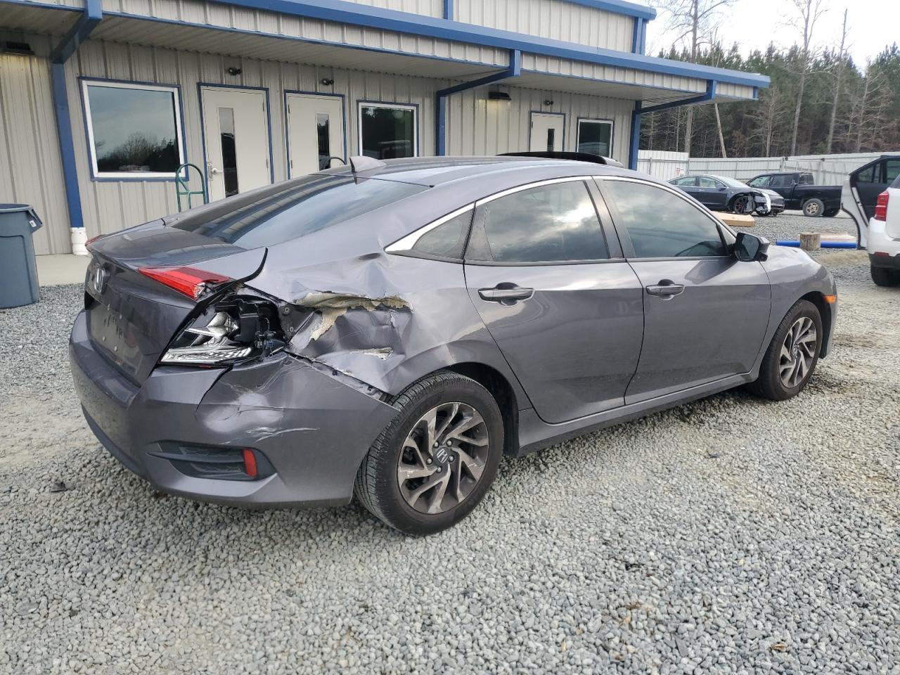 2018 HONDA CIVIC EX - Фото 3