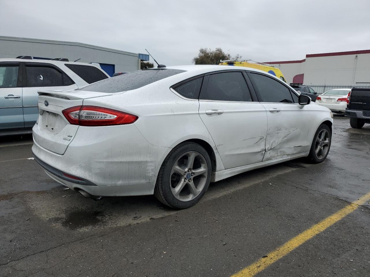 2013 FORD FUSION SE - Image 3