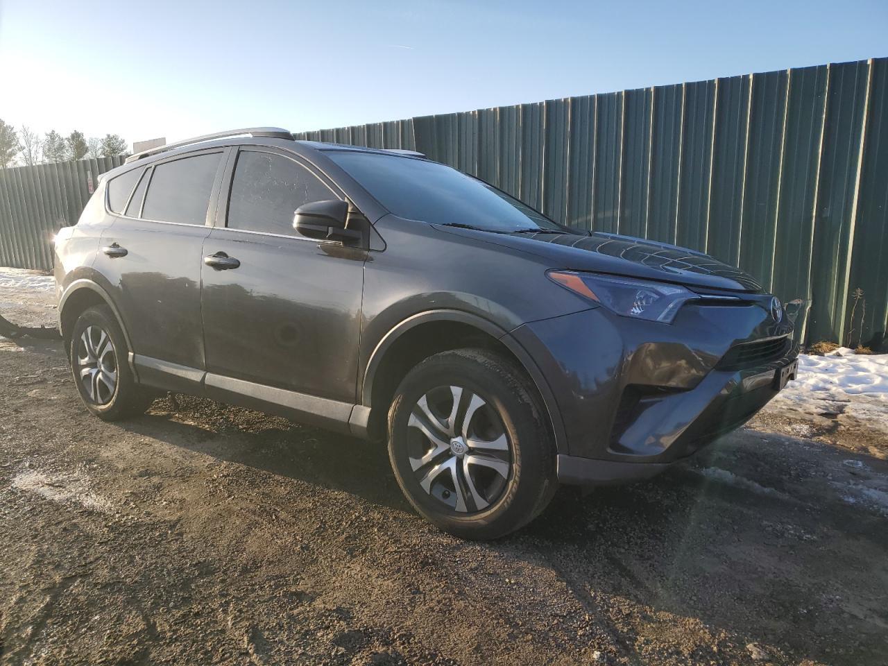 2016 TOYOTA RAV4 LE - Фото 4