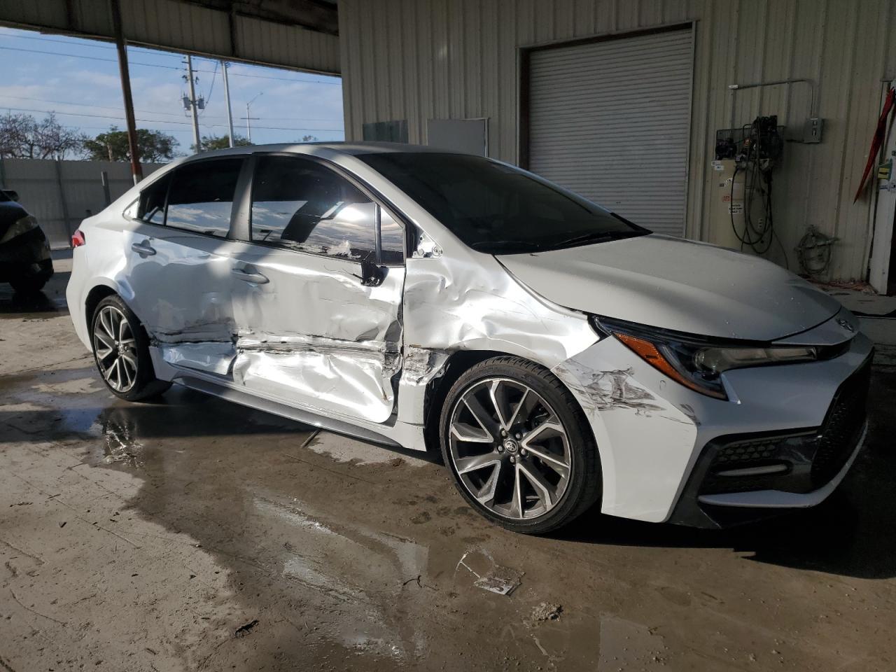 2022 TOYOTA COROLLA SE - Image 4