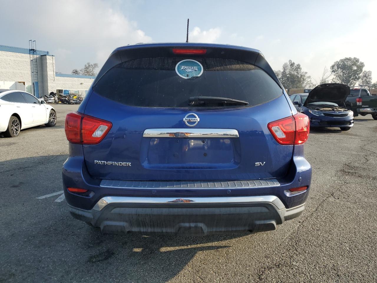 2017 NISSAN PATHFINDER - Image 6