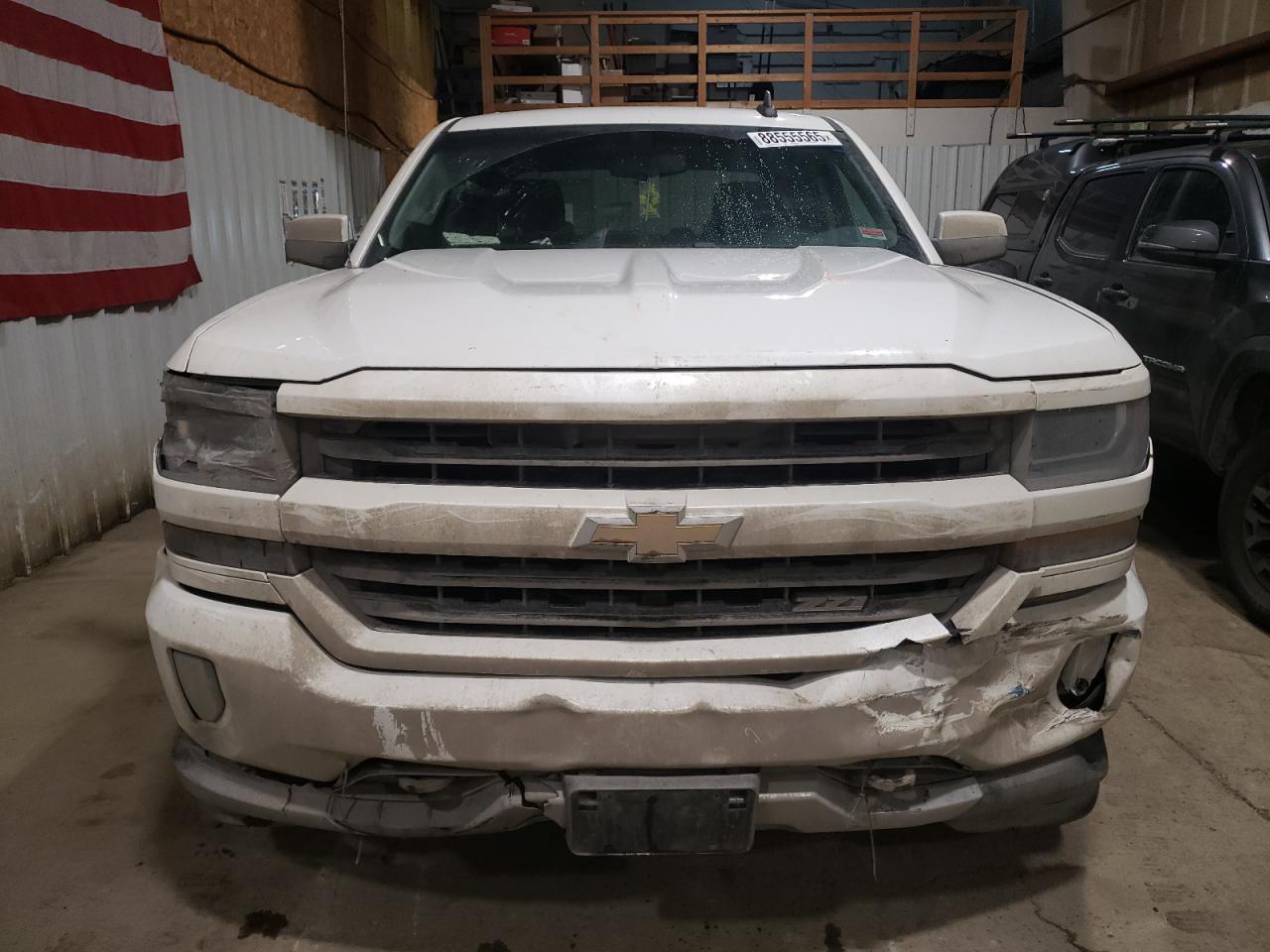 2017 CHEVROLET SILVERADO - Фото 5