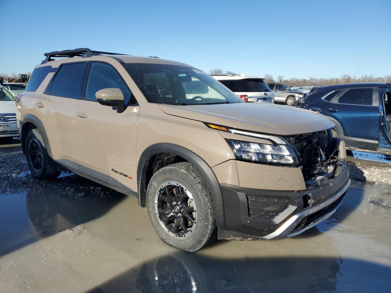 2024 NISSAN PATHFINDER - Image 4
