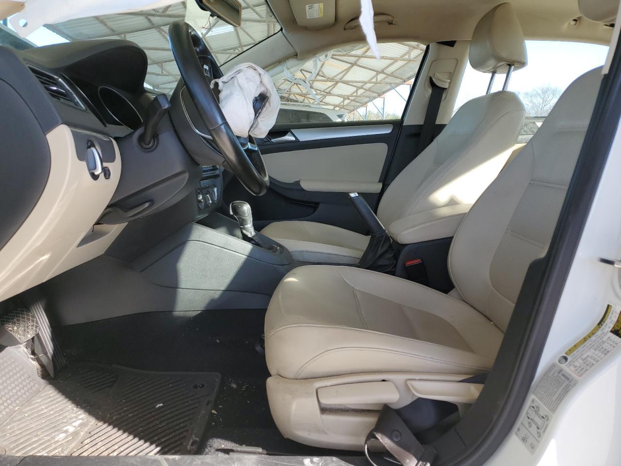 2017 VOLKSWAGEN JETTA SE - Фото 7