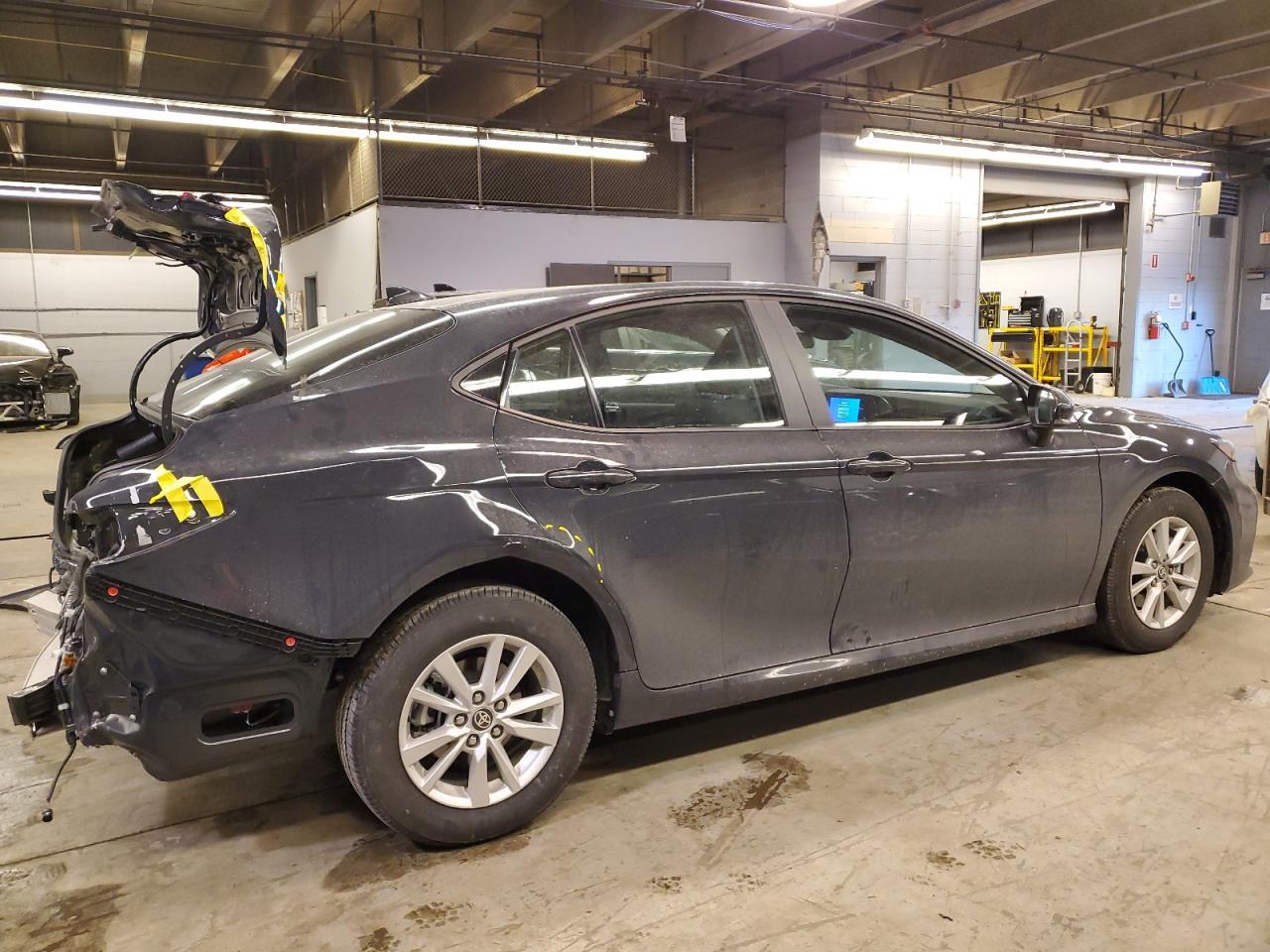 2025 TOYOTA CAMRY XSE - Фото 3