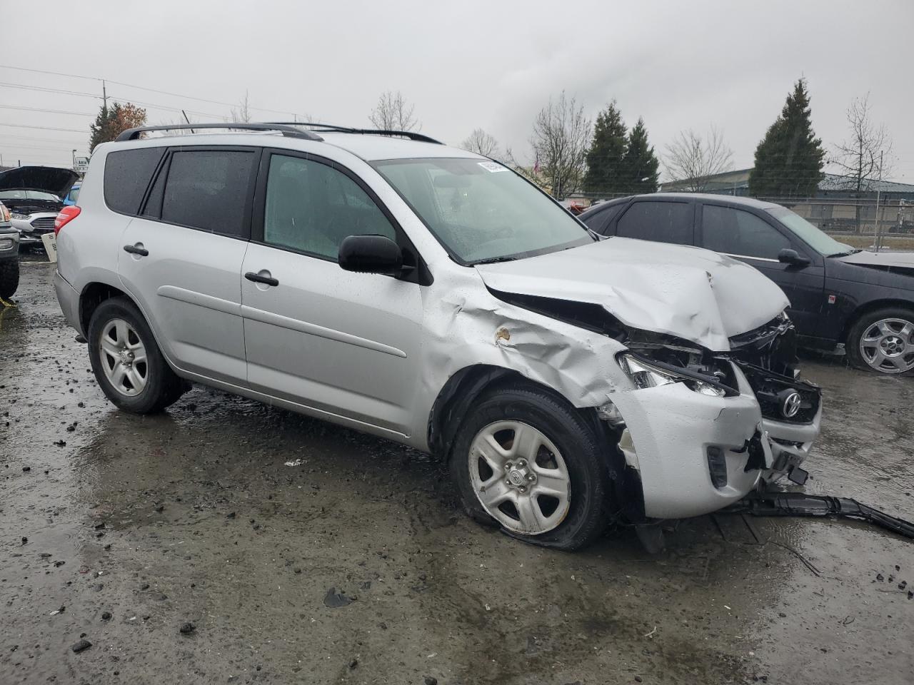 2011 TOYOTA RAV4 - Фото 4