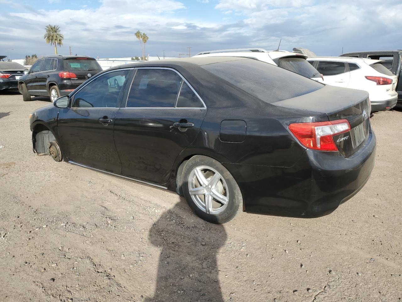 2014 TOYOTA CAMRY L - Image 2