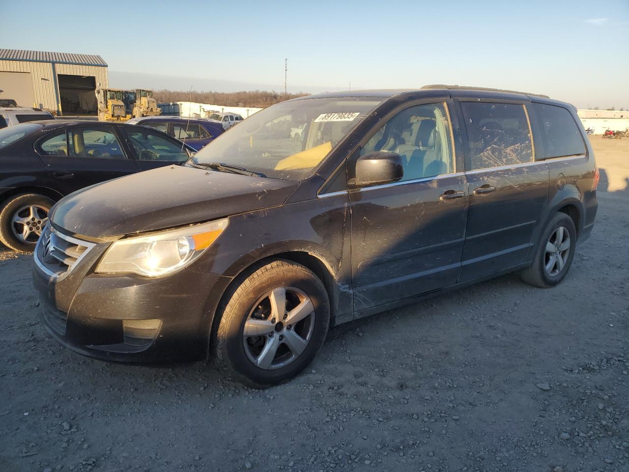 2011 VOLKSWAGEN ROUTAN SE