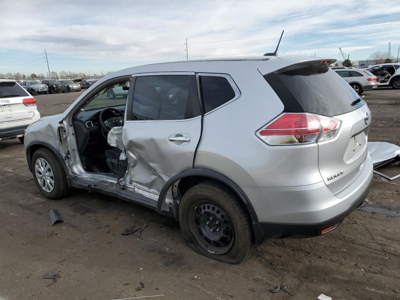 2015 NISSAN ROGUE S - Image 2