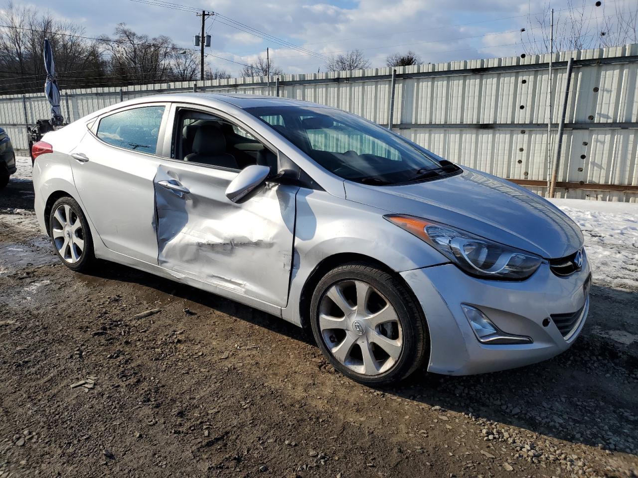 2013 HYUNDAI ELANTRA GL - Image 4