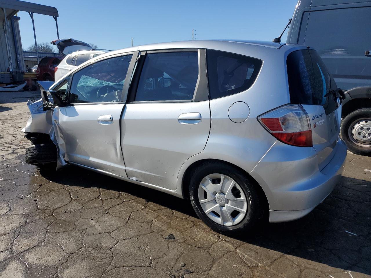 2013 HONDA FIT - Image 2