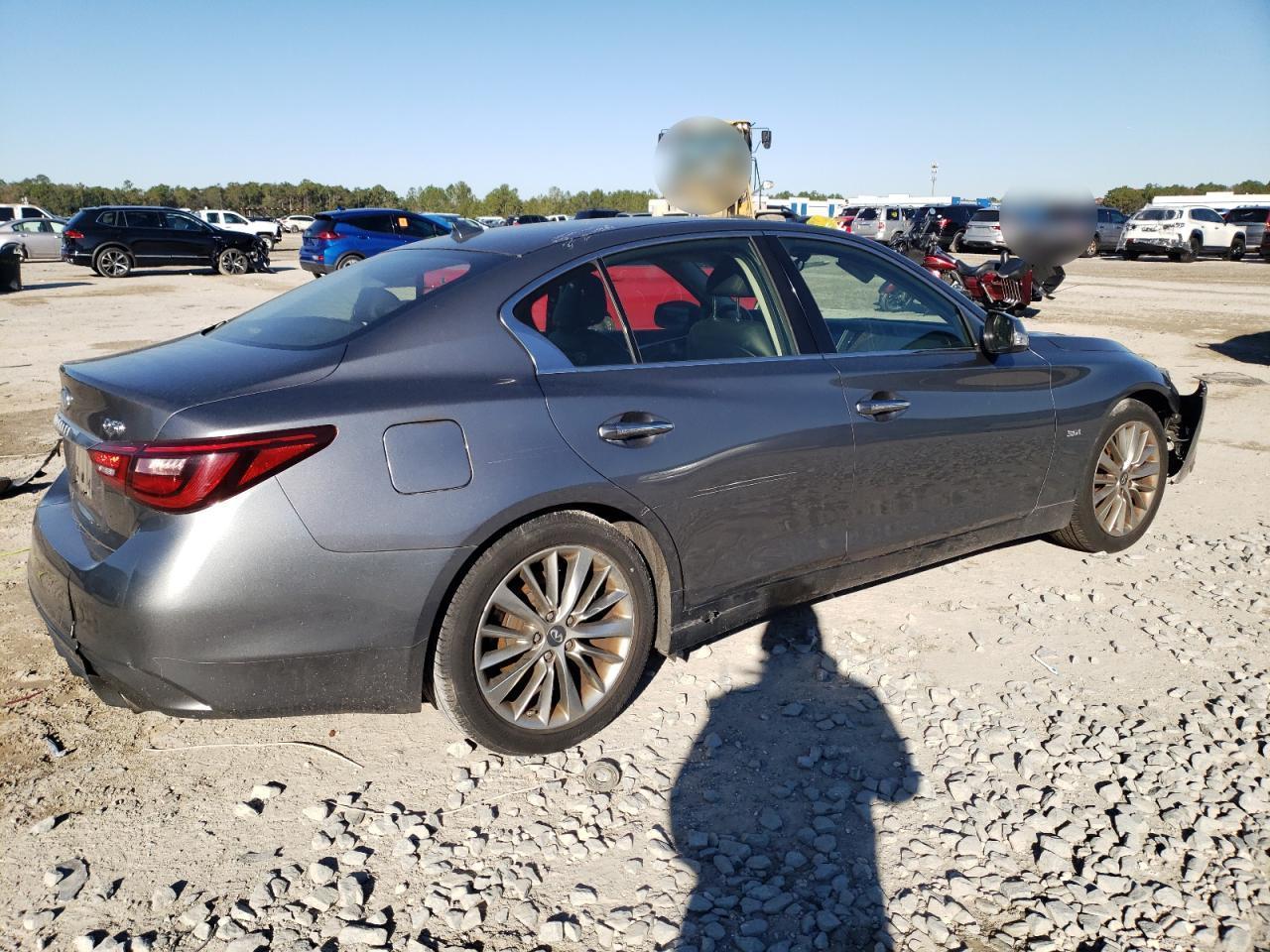 2018 INFINITI Q50 LUXE - Image 3