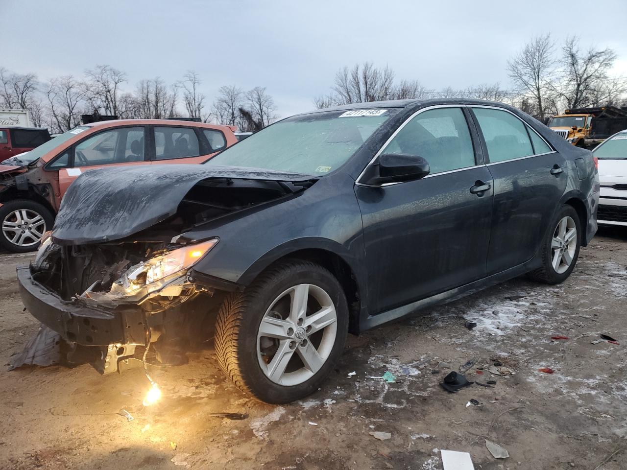 2014 TOYOTA CAMRY L
