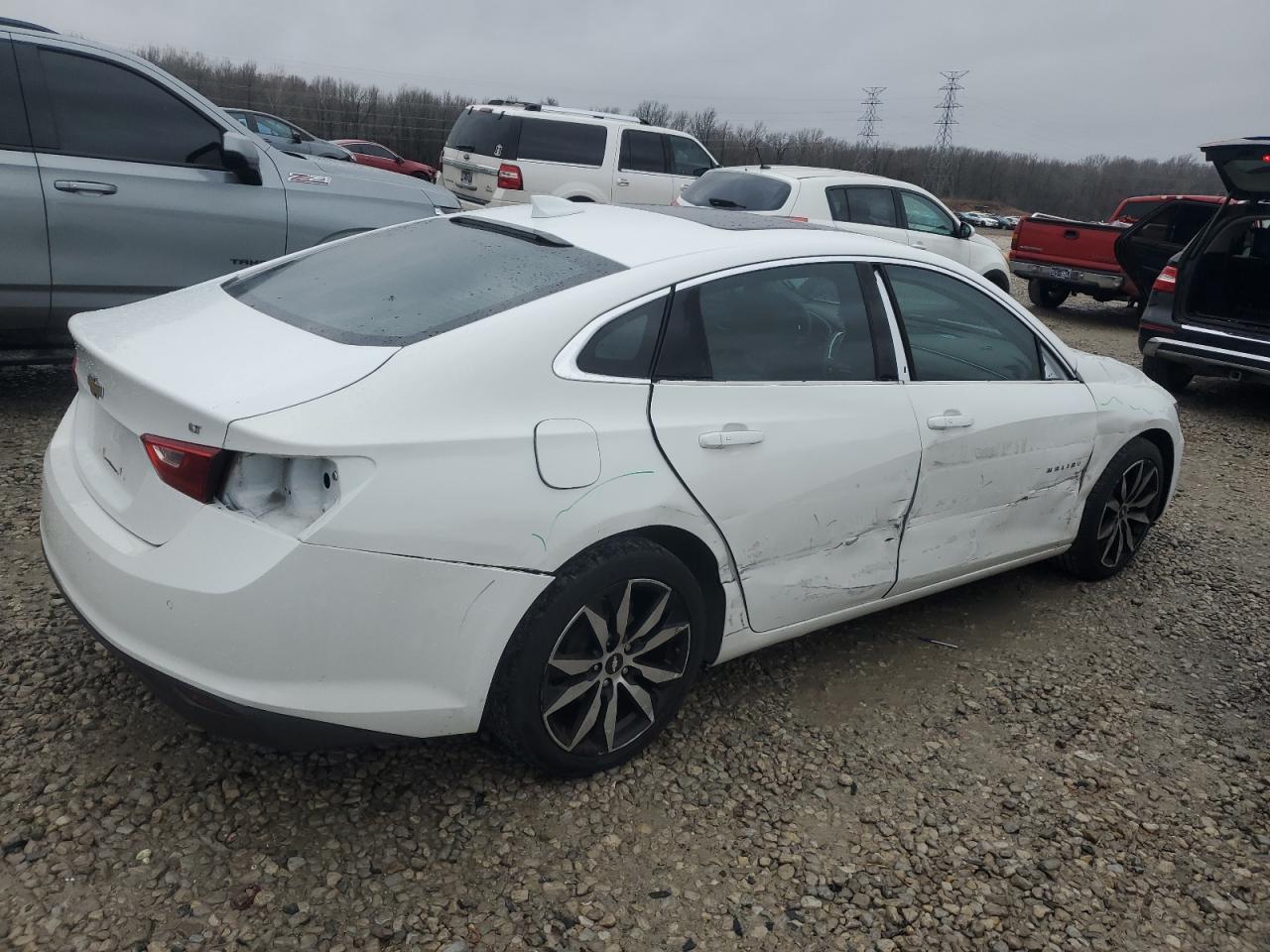 2017 CHEVROLET MALIBU LT - Фото 3