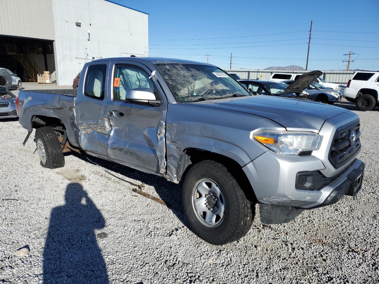 2017 TOYOTA TACOMA ACC - Фото 4