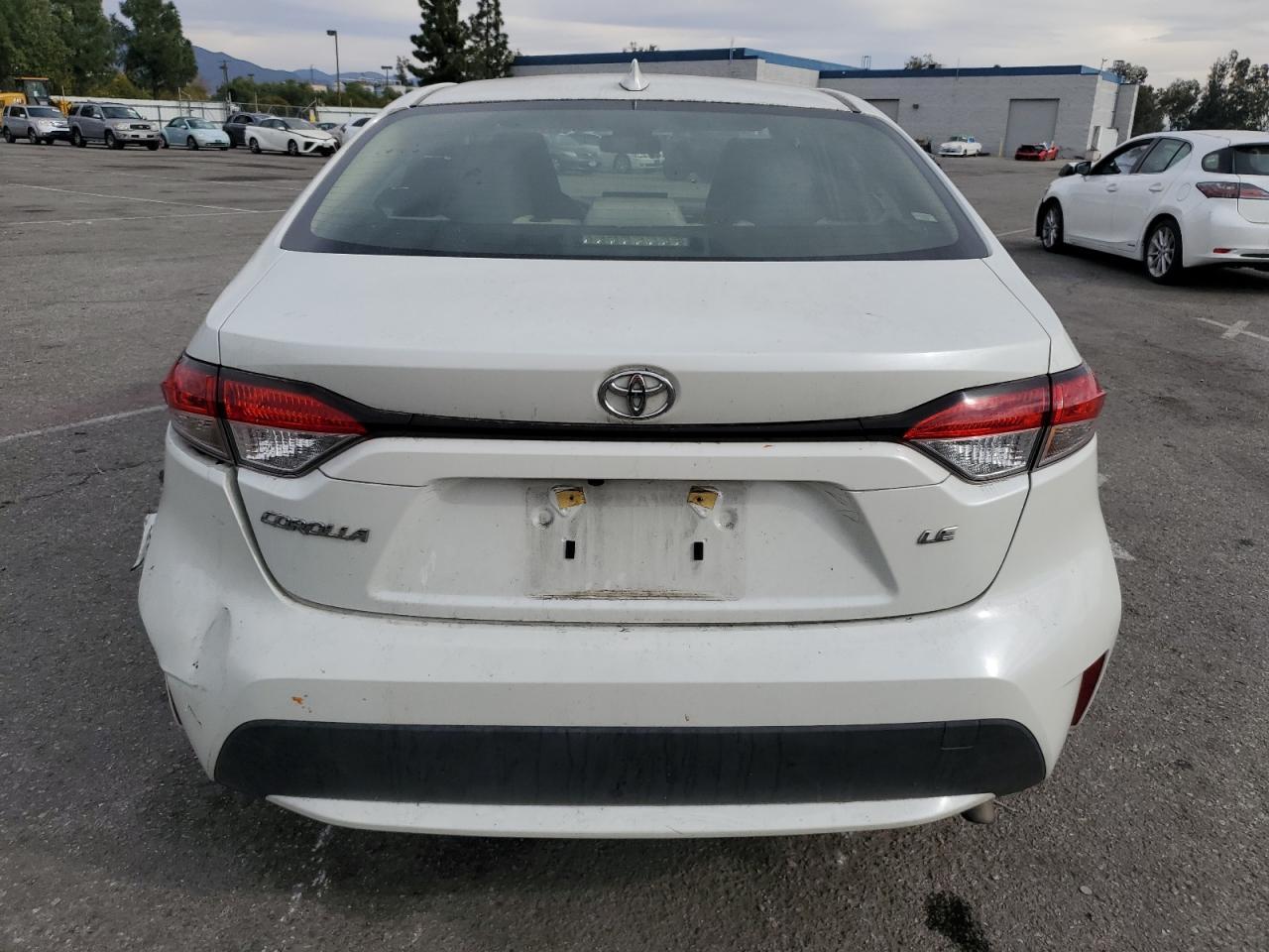 2021 TOYOTA COROLLA LE - Image 6