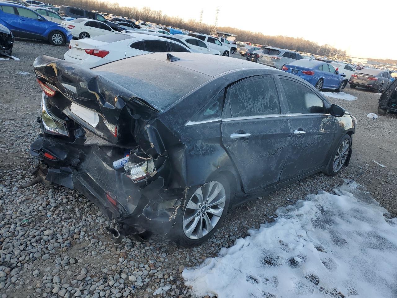 2011 HYUNDAI SONATA SE - Image 3