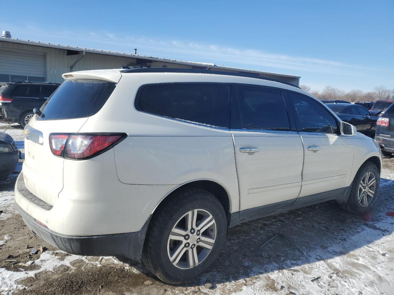 2015 CHEVROLET TRAVERSE L - Image 3