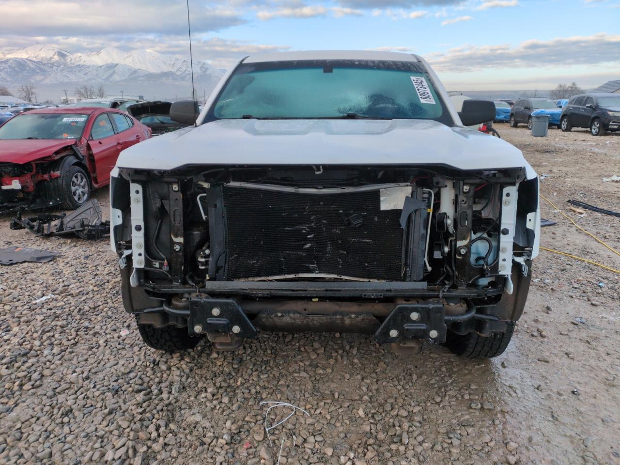 2018 CHEVROLET SILVERADO - Image 5