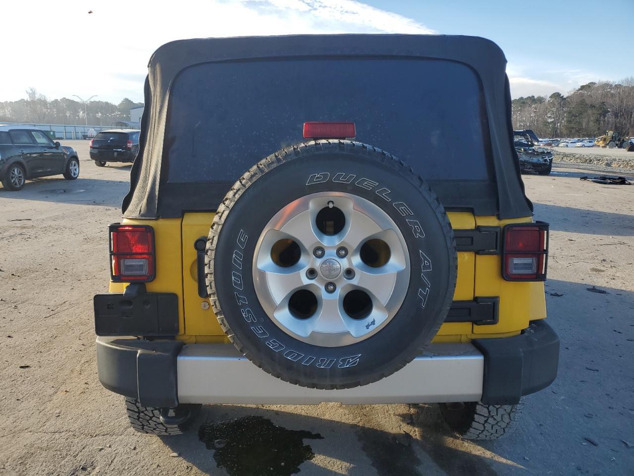 2015 JEEP WRANGLER U - Фото 6