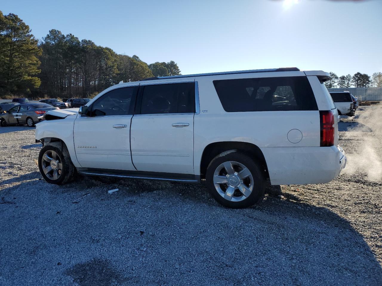 2016 CHEVROLET SUBURBAN C - Фото 2