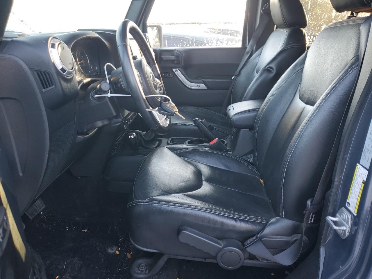 2017 JEEP WRANGLER U - Image 7