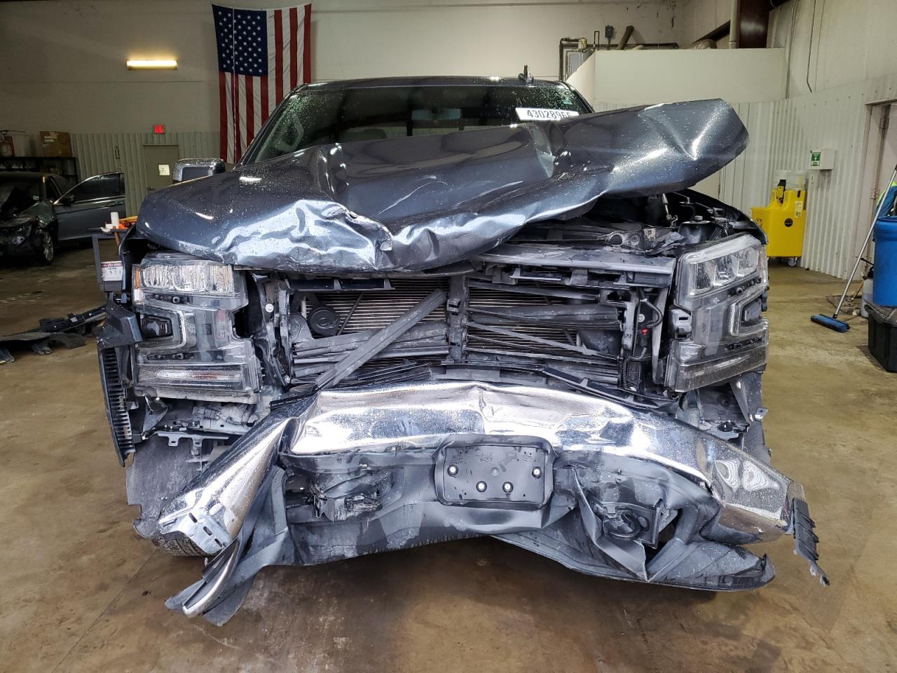 2019 CHEVROLET SILVERADO - Image 5