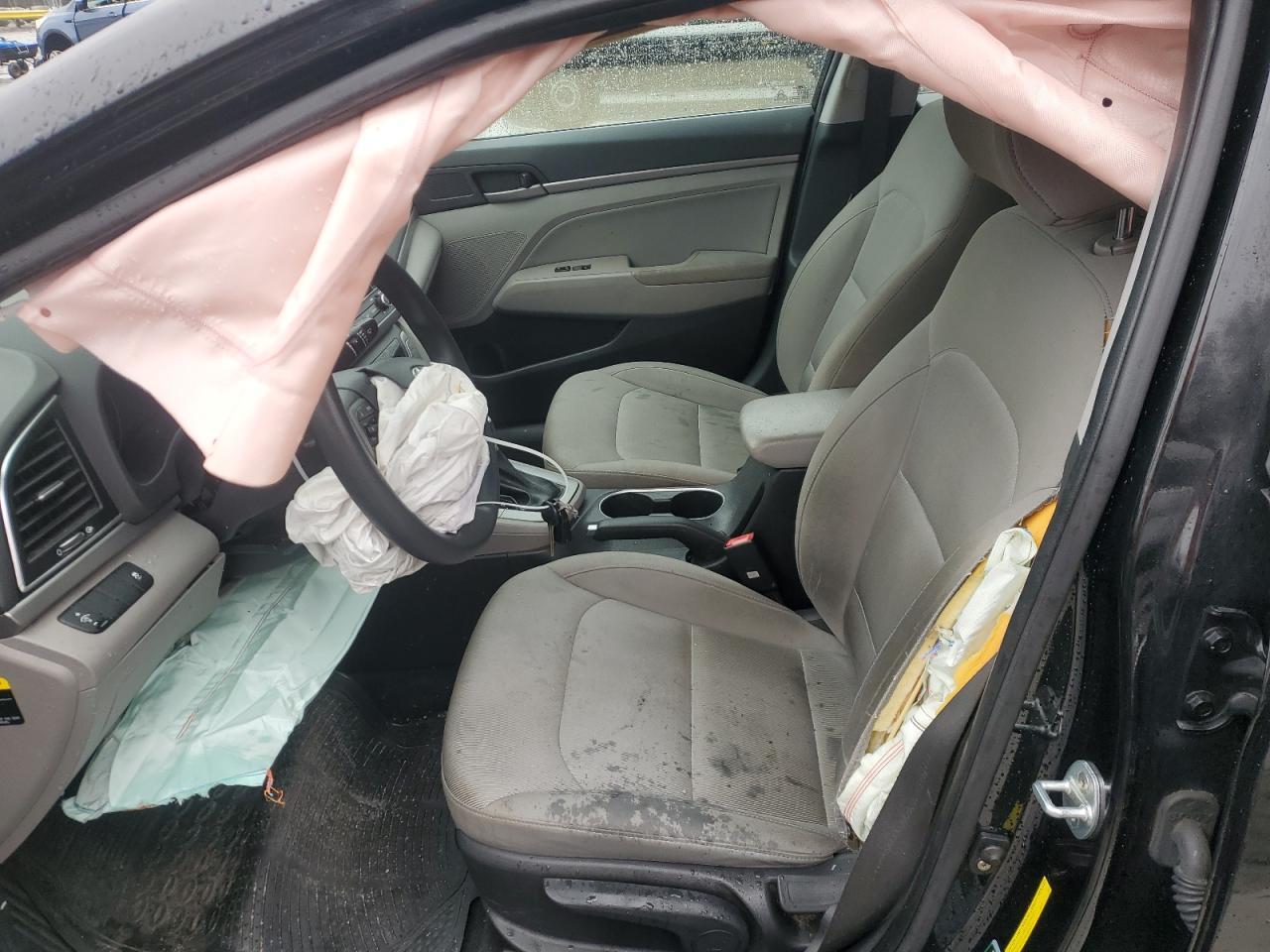 2017 HYUNDAI ELANTRA SE - Фото 7