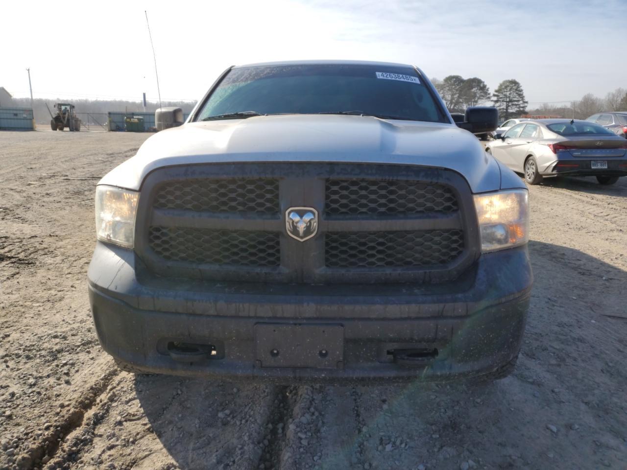 2014 RAM 1500 ST - Фото 5